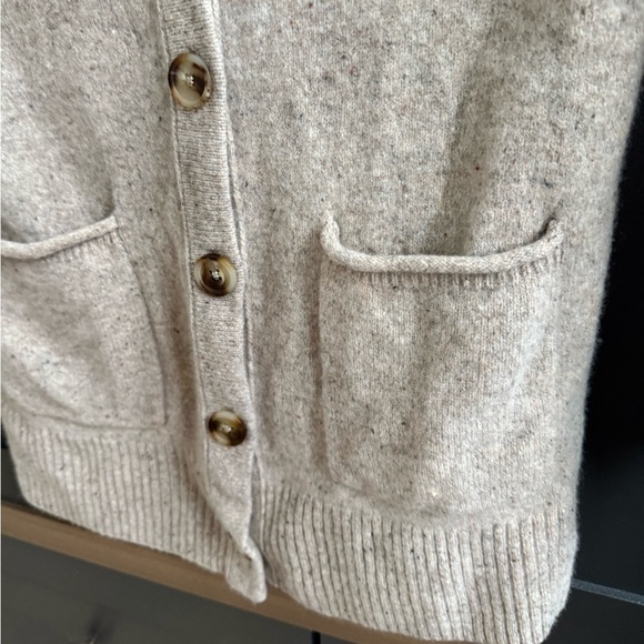 Madewell Flecked Merino Wool Tan V-Neck Cardigan Sweater Tortoise Buttons •xxs - Picture 3 of 5